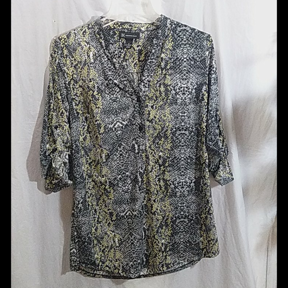 INC top size M